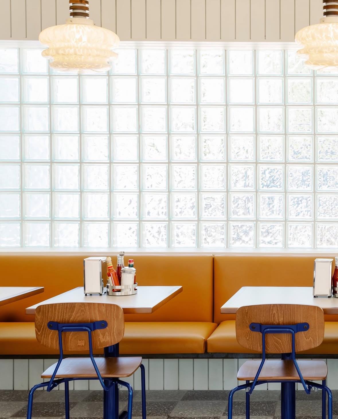 This Diner Is Tiny Gotidbits